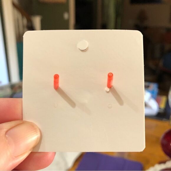 Green Oval Rhinestone Earrings (A)184 - Picture 7 of 7